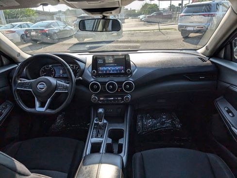 Used 2021 Nissan Sentra SV image 14