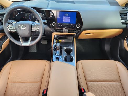 Used 2024 Lexus NX 250 250 Premium image 34