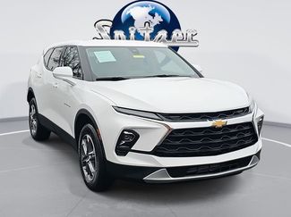 Used 2024 Chevrolet Blazer LT video 1