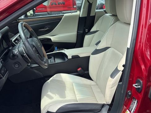 Used 2024 Lexus ES 350 w/ Technology Package FWD image 7