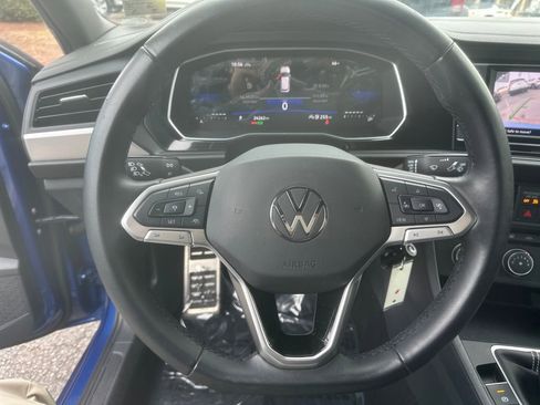 Used 2023 Volkswagen Jetta Sport image 8