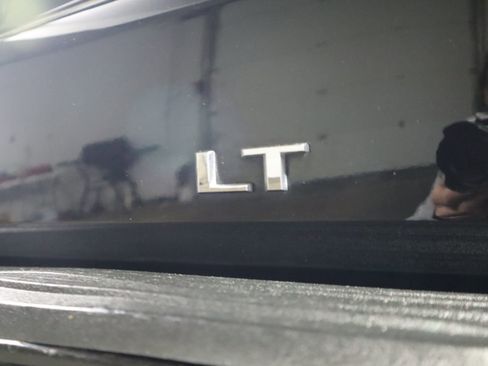 Used 2023 Chevrolet Tahoe LT image 13