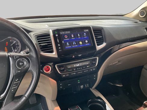 Used 2016 Honda Pilot Elite image 7