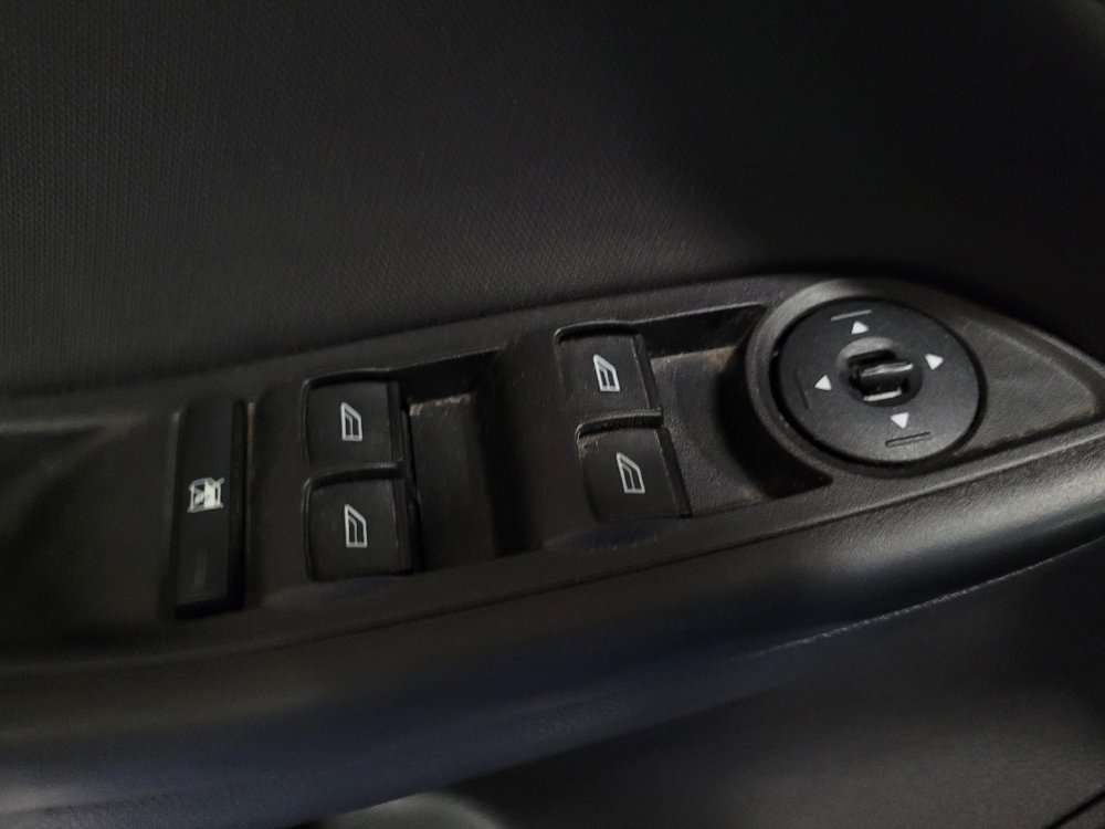 Used 2017 Ford Focus SE FWD image 27
