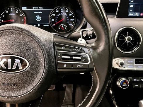 Used 2018 Kia Stinger Premium AWD/4WD image 12