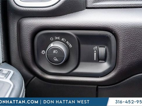 Used 2023 RAM 2500 Big Horn w/ Level 1 Equipment Group image 18