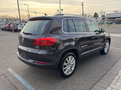 Used 2016 Volkswagen Tiguan SE image 8