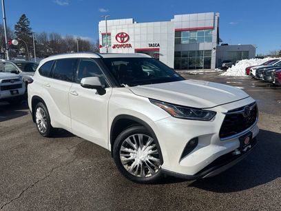 Used 2021 Toyota Highlander Platinum
