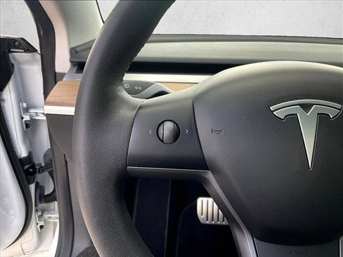 Used 2023 Tesla Model 3 Performance AWD/4WD image 17