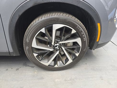Used 2024 Mitsubishi Outlander SE FWD image 10