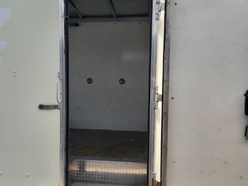 Used 2022 Ford Transit 350 DRW RWD image 11