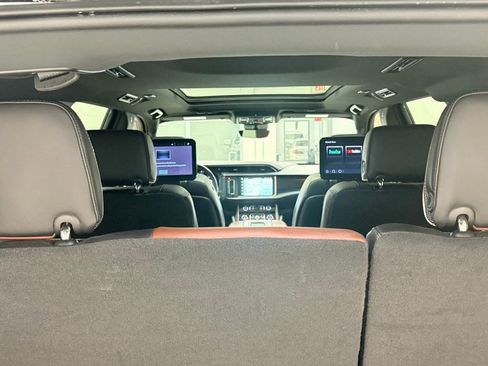 Used 2023 GMC Yukon Denali Ultimate image 55