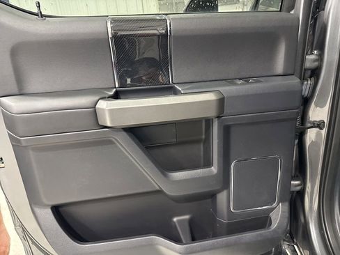 Used 2022 Ford F250 Platinum w/ Tremor Off-Road Package AWD/4WD image 17
