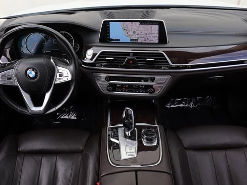 Used 2016 BMW 740i image 44