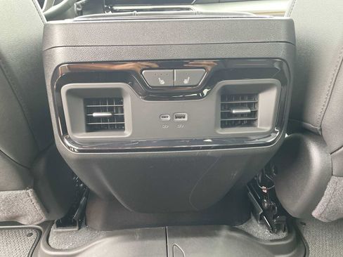 New 2026 GMC Sierra 2500 AT4 AWD/4WD image 23