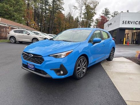Used 2025 Subaru Impreza 2.0i Sport image 3