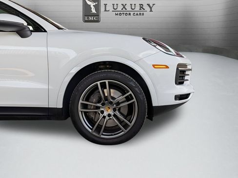 Used 2021 Porsche Cayenne Coupe w/ Premium Package AWD/4WD image 10