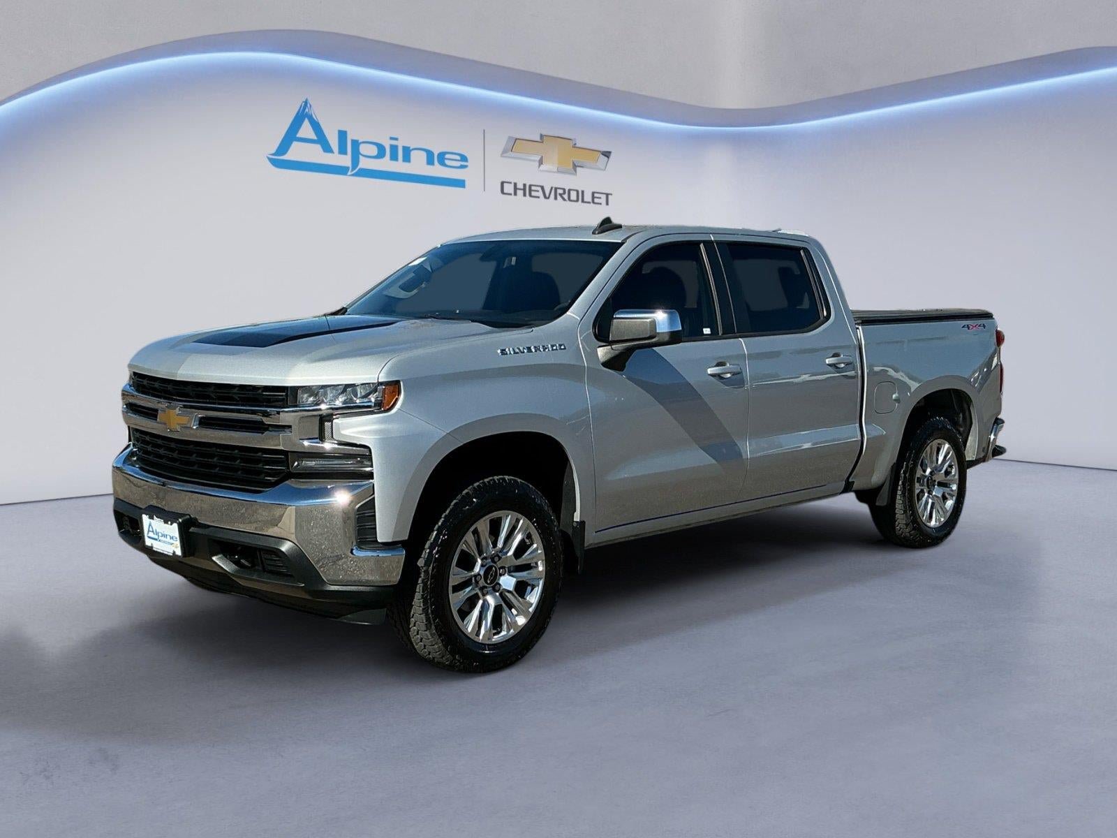 Used 2020 Chevrolet Silverado 1500 LT AWD/4WD image 1