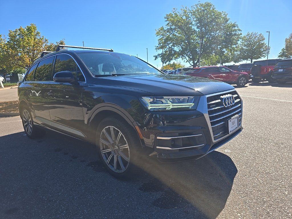 Used 2019 Audi Q7 3.0T Prestige AWD/4WD image 7