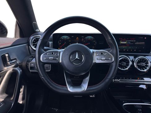 Used 2023 Mercedes-Benz CLA 250 image 12