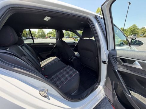 Used 2018 Volkswagen GTI S FWD image 15