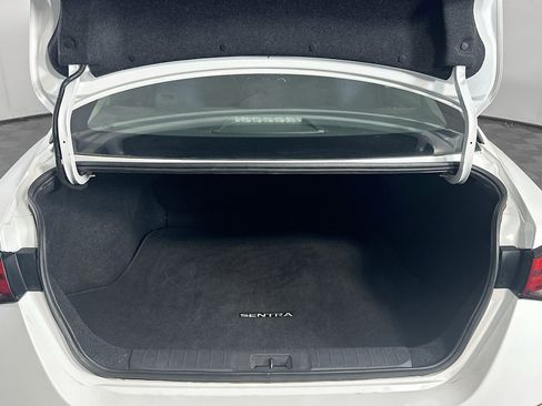 Used 2022 Nissan Sentra SV image 29