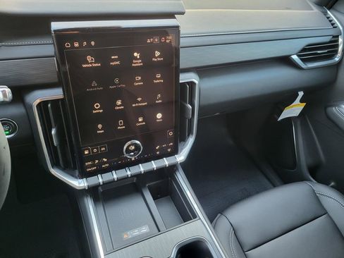 New 2026 GMC Acadia Elevation w/ Elevation Premium Package image 9