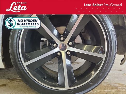 Used 2019 Chrysler 300 Touring w/ Quick Order Package 2EF RWD image 14