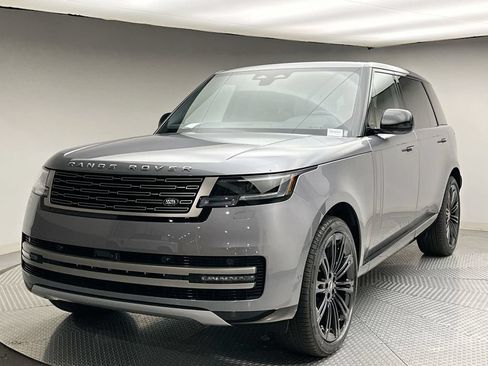 Used 2025 Land Rover Range Rover Long Wheelbase SE AWD/4WD image 1