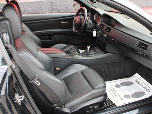 Used 2012 BMW M3 Convertible w/ Premium Pkg image 19