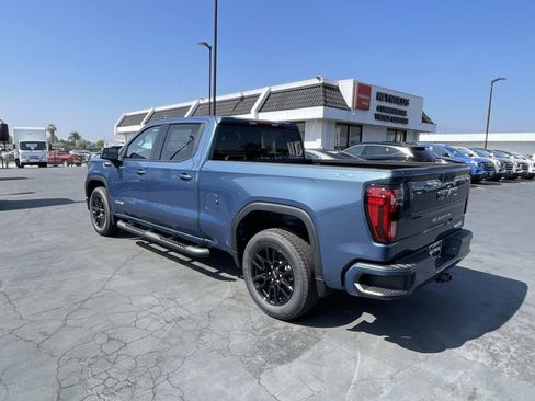 New 2026 GMC Sierra 1500 Elevation image 7