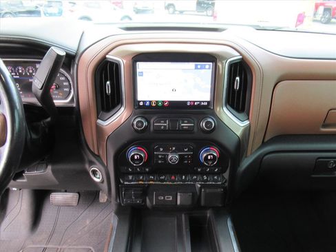 Used 2021 Chevrolet Silverado 3500 High Country w/ Z71 Off-Road Package image 21