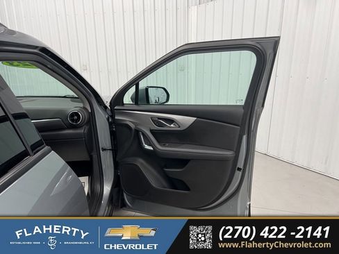 Used 2023 Chevrolet Blazer LT w/ Convenience Package image 14