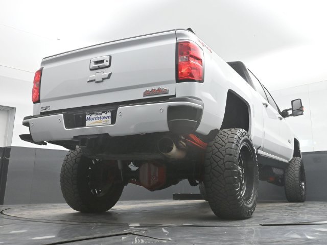 Used 2018 Chevrolet Silverado 2500 High Country w/ Duramax Plus Package AWD/4WD image 45
