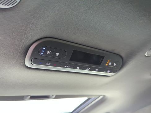 Used 2026 Hyundai Palisade Calligraphy image 19