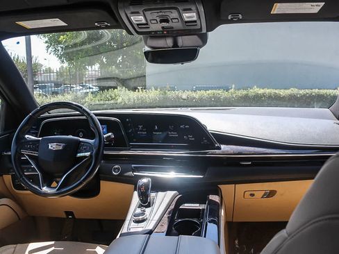 Used 2023 Cadillac Escalade Premium Luxury w/ Performance Package AWD/4WD image 16