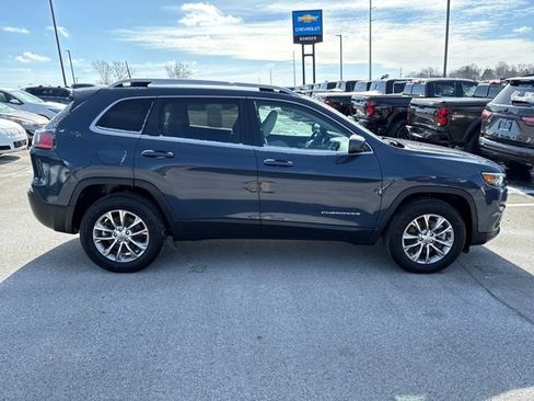 Used 2021 Jeep Cherokee Latitude Lux w/ Comfort/Convenience Group AWD/4WD image 6