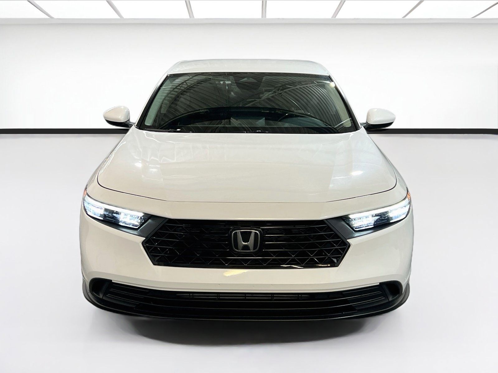 Used 2024 Honda Accord LX image 2