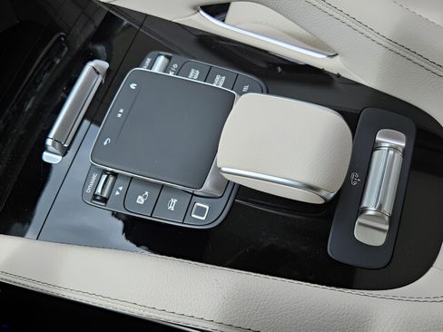 New 2026 Mercedes-Benz GLS 450 GLS 450 image 22