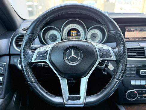 Used 2014 Mercedes-Benz C 250 Sedan image 22