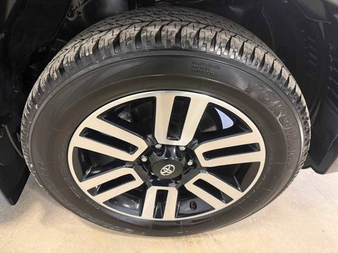 Certified 2024 Toyota 4Runner Limited AWD/4WD image 12
