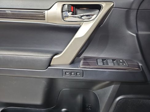 Used 2021 Lexus GX 460 Premium AWD/4WD image 29