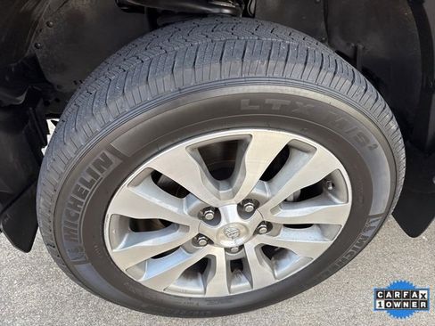 Used 2016 Toyota Tundra Limited image 2