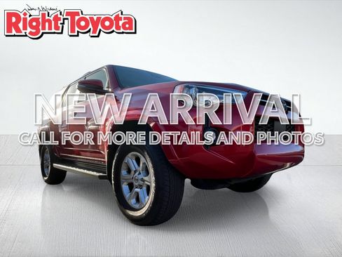 Used 2024 Toyota 4Runner SR5 Premium w/ Moonroof Package AWD/4WD image 1