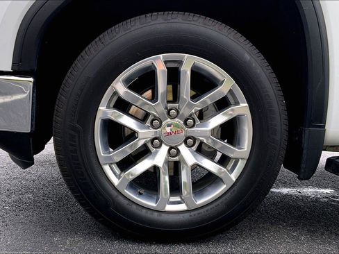 Used 2022 GMC Sierra 1500 SLT w/ SLT Premium Plus Package image 9