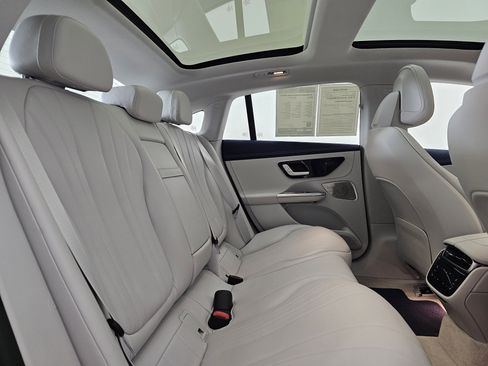 Used 2023 Mercedes-Benz EQE 350+ 4MATIC Sedan image 23
