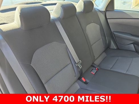 Used 2024 Kia Forte LXS w/ LXS Technology Package image 11