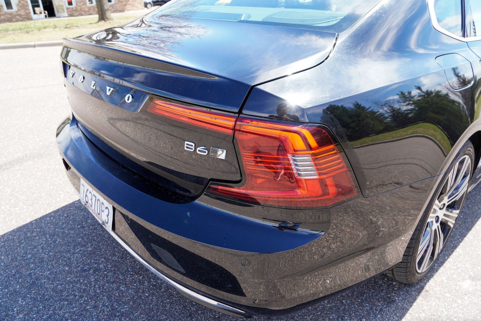 Used 2023 Volvo S90 B6 Ultimate w/ Protection Package Premier AWD/4WD image 27