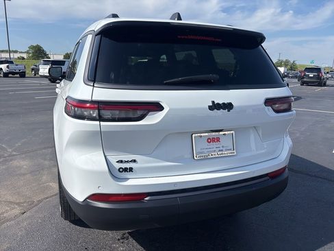 New 2026 Jeep Grand Cherokee L 4WD image 4