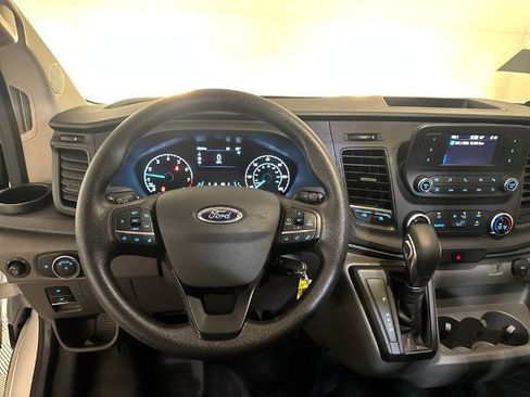 Certified 2025 Ford Transit 250 Low Roof w/ Exterior Upgrade Package RWD image 5